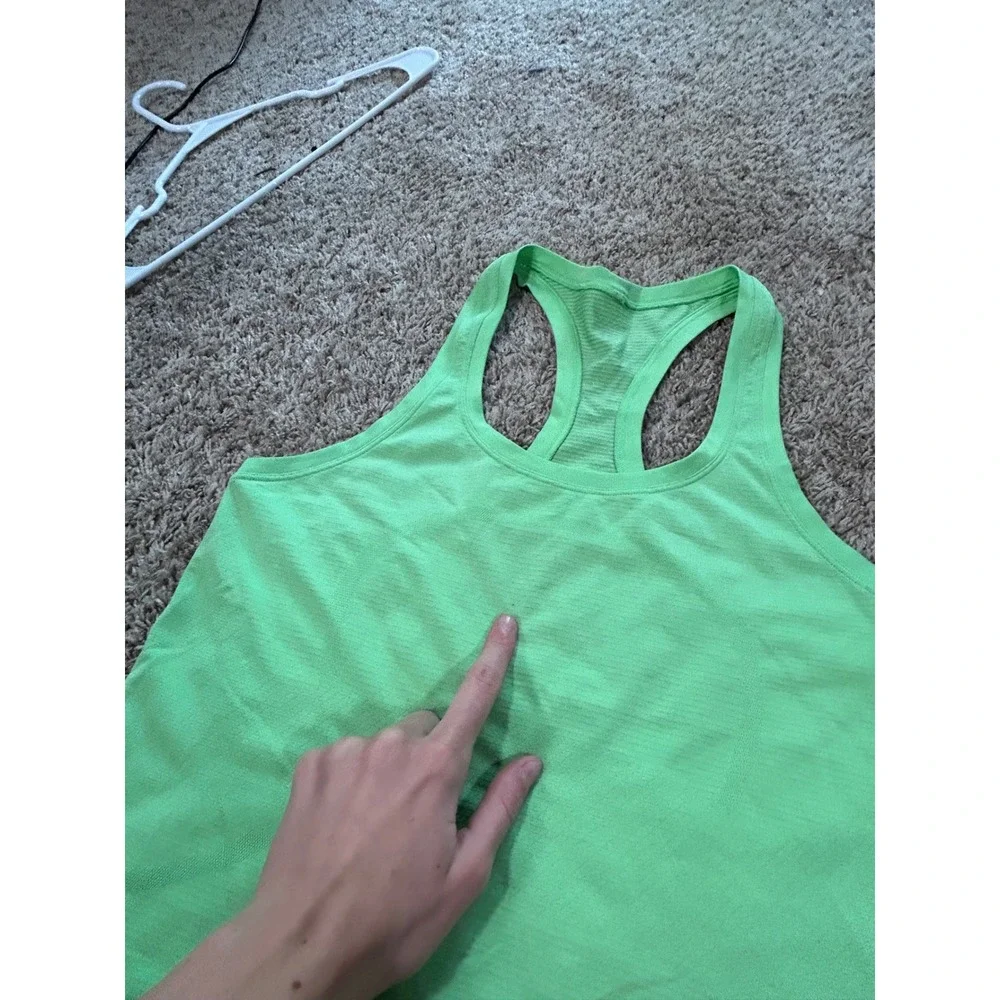 Lululemon Swiftly Tech Racerback Tank Top Lime Green 8 Gym Workout Yoga Athletic